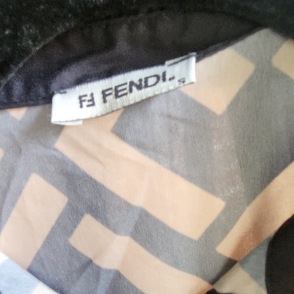 VINTAGE LADIES NICE DRESS BY FENDI - Picture 3 of 4